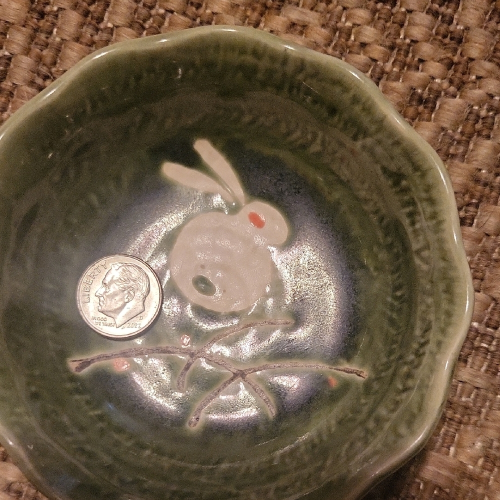 Green Ceramic Dishes with Rabbit Design - Picture 5 of 6